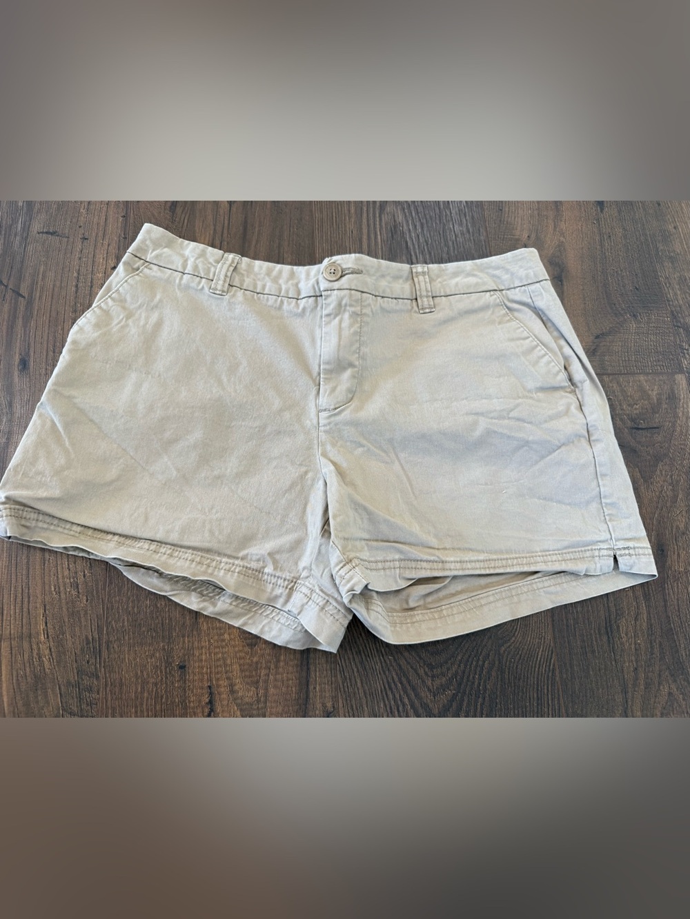 Magellan Outdoors Women's Light Khaki Casual Shorts